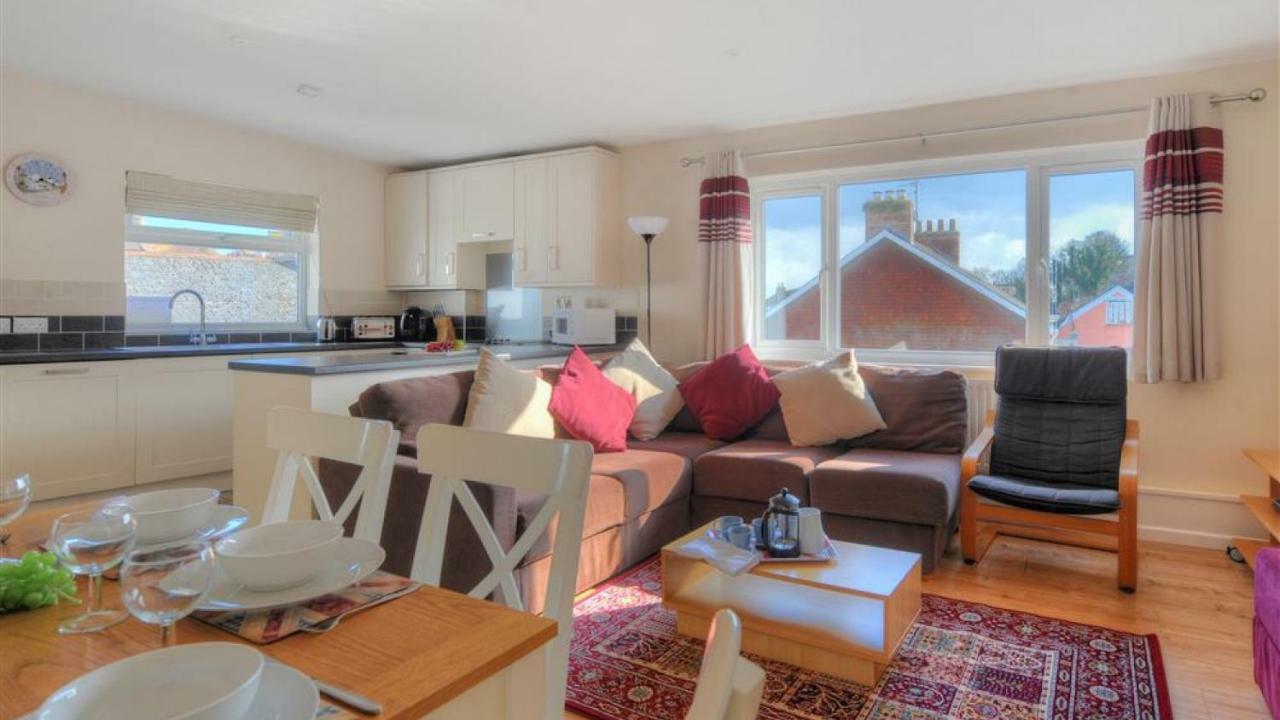2 Mill Green Court Apartment Lyme Regis Exterior photo
